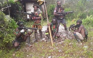 救人不成還慘敗! 營救遭綁架紐機師 6印尼軍喪生、9遭俘虜、21失蹤