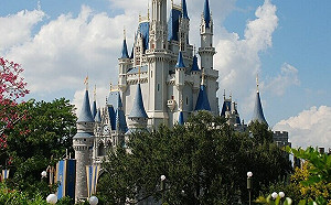 要你好看！ 德州州長威脅 要對迪士尼阻撓政府收購的企圖進行報復