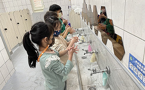 腸病毒疫情失控「燒到年底」！疾管署急發醫界通函