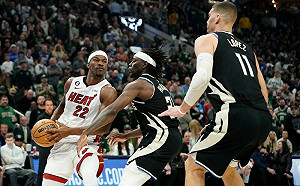 沒字母哥也沒問題!公鹿7人得分上雙痛擊熱火