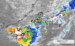 雨量不如預期！網見西南邊大片對流嘆：左下方那團不會移上來嗎