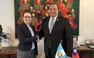 蕭美琴華府會見瓜國外交部長！他稱：期待與總統賈麥岱展開為期4天訪台行程       