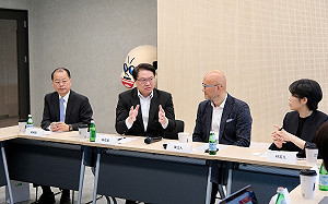 林右昌拜會LINE：協助建立紅色通道 加速重大案件辦理速度