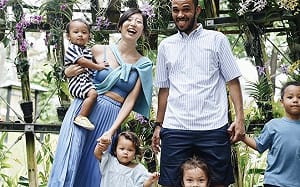 遭質疑「假斷貨」增銷量？四寶媽周筠笑：怎可能有精力