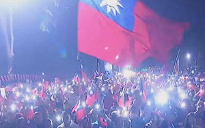 千軍萬馬來挺韓國瑜選總統 數千韓粉岡山造勢籲國民黨列初選民調