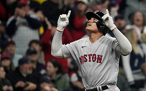 張育成敲第三轟!紅襪反攻無力不敵釀酒人