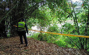 基隆溪流釣魚驚見浮屍 地面留2把釣竿