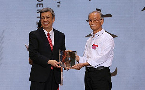 台灣雕刻家朱銘辭世 民進黨表達哀悼  陳建仁：台灣的榮耀