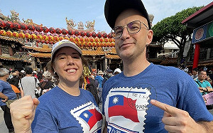 吳鳳帶親妹「大甲媽祖遶境」！感動：最溫柔的人情味