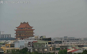 敏感族口罩戴好！汙染物堆積  南部空品亮橘燈