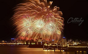 澎湖花火節官方無人機風大暫停演出！私人無人機驚傳失控釀4傷 