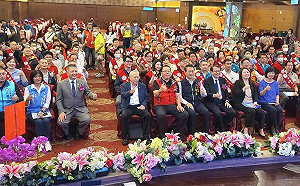 勞工大聯盟表揚優秀會 王育敏：勞工是社會進步的動力