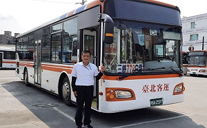新北評選35名優良公車駕駛  台北客運8名獲表揚居冠   