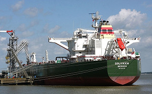 中東衝突再起! 伊朗扣押開往德州油輪 美機監視 要求立即釋放