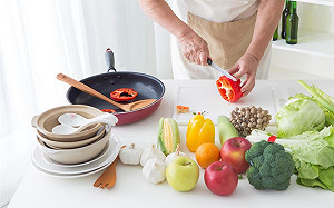 女性經痛恐缺鎂 鈣鎂不足6大危害症狀曝光！營養師：25歲起即可每日補充