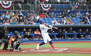 36歲陽岱鋼持續開轟！幫搖滾樂手大勝