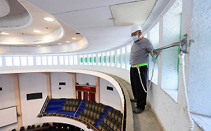 省議會議事廳貓道曝光！直擊「飛簷走壁」驚險鏡頭