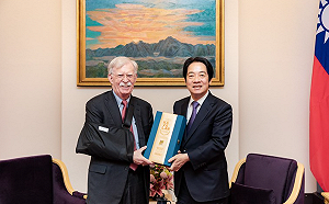 會見賴清德  波頓：美國兩黨意識到中國威脅