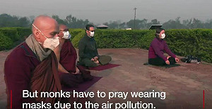 尼泊爾佛教聖地PM2.5超標  遊客戴口罩冥想