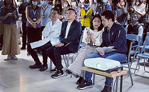 陪蔣萬安視察酸「不會說沒來的是不關心」 徐巧芯惹怒議員、驚動議長