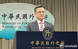 中國戰狼外交四面樹敵 外交部39字回應　　