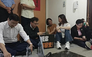 立委強行闖入辦公處所干預個案審查 NCC：嚴正抗議與遺憾