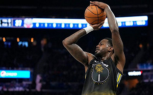 勇士變陣收奇效　成功打擊湖人防守