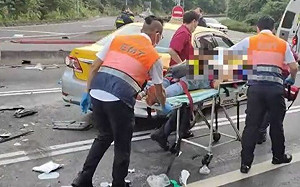 台北木柵清晨車禍　釀3傷、1死亡