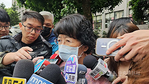 柯文哲開刀取出腎結石 陳佩琪：留院觀察一晚