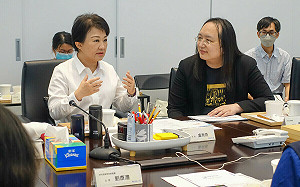 數位部長唐鳳拜訪台中市府 攜手為數位韌性注入新動力