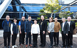 唐鳳拜會中市府 盧秀燕：數位科技融入城市治理