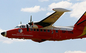 俄軍「逼機」上了癮？ 空中遭遇俄戰鬥機 波蘭偵察機差點被逼墜落