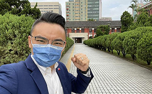 吊臂砸中捷！爸是興富發獨董 洪孟楷警告影射、惡意帶風向絕不寬貸