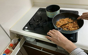 廚房一聲尖叫！媽見「這處」冒出頭嚇壞