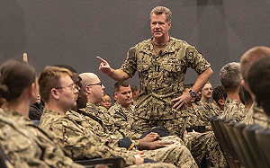 帕帕羅老實說：美軍援以、烏「蠶食」武器庫存 有礙因應印太衝突