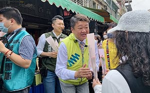 (影)碩論涉抄？何博文3聲明反擊：相似度低於15%、請洪孟楷公布論文電子檔