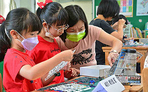 新北創客溫馨母親節 跨國一起「創客」對母親最真摯的感謝