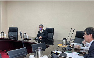 行政院長陳建仁今恢復正常上班 臉書發文「報平安」