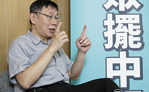 部分民調反超侯友宜！柯文哲自認「單挑最強」 選戰後段比侯有優勢