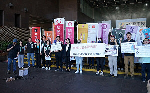 綠白挺社宅怒轟蔣萬安 黃瀞瑩嗆「開芭樂票」、何孟樺酸「跳針講廢話」