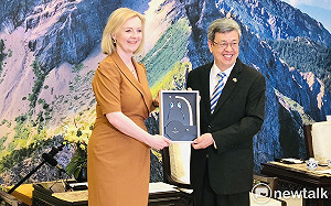 拜會閣揆陳建仁 英國前首相特拉斯：我非常支持台灣加入CPTPP