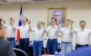 洪秀柱「話中有話」要侯「直球對決」 深藍不滿預言「即將換侯」