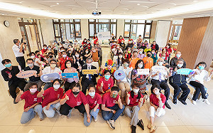 溫馨五月天新北市文化基金會「聊藝療」青銀同樂首發 