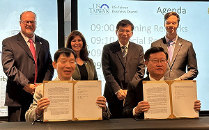 王國材參加台美商業論壇！見證簽署3項合作備忘錄