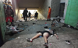 (影)慘不忍睹、怵目驚心 薩爾瓦多足球場大規模推擠踩踏9死