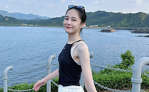 潛水教練是粉絲想合照？突問「這問題」千千傻眼