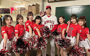 史上最強俊男美女！大谷翔平跟樂天女孩合照