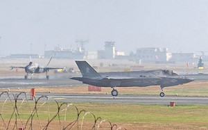 駐日美軍F-35發生最嚴重「A級事故」 飛行中機身部分鬆動脫落 嚇壞當地居民