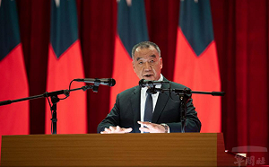 摒棄「參謀王」及「一夜精神」陋習 邱國正在國防部慶 期勉同仁克盡己職 