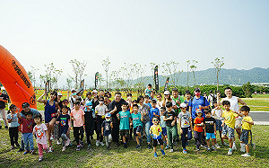 新北兒藝節登場 大小朋友玩瘋新美館「斯巴達小勇士」 
